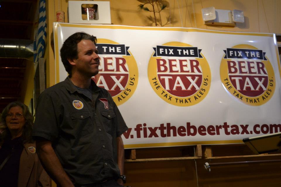 Nashville’s Yazoo Brewing founder Linus Hall addresses hundreds of citizens at Fix the Beer Tax rally